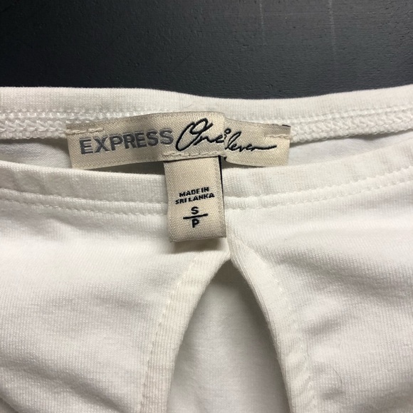 Express top - Picture 2 of 2